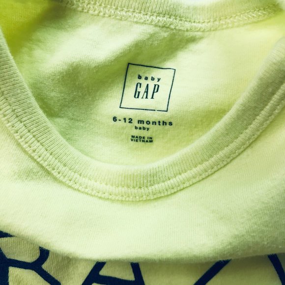 Baby Gap 6-12m 5pc Bundle Bodysuits & Pant - Picture 6 of 8